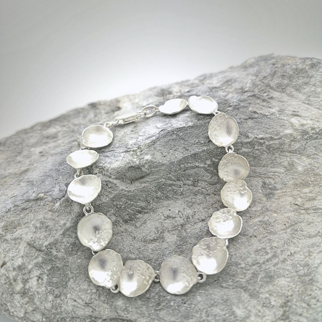 Parfaite dans son imperfection - Bracelet articulé cupules