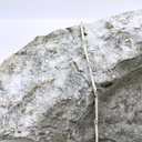 Perfect met onze onvolmaaktheid - Gelede tigette armband